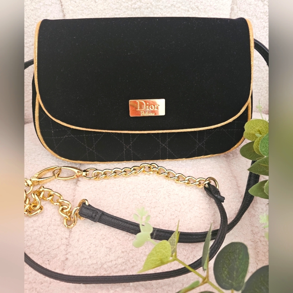 Dior Pouch 💯 Bag 🔥